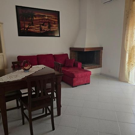 Appartement Darsena Fiumicino With Free Parking Extérieur photo